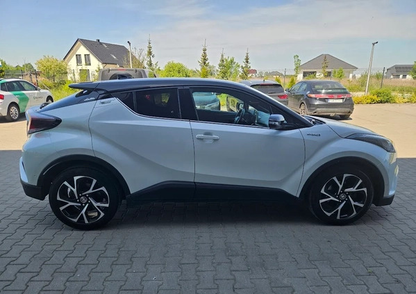 Toyota C-HR cena 79500 przebieg: 108013, rok produkcji 2018 z Nowy Tomyśl małe 232